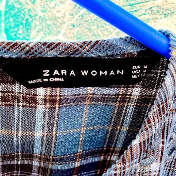 3/$25 Zara Flannel Top - Picture 5 of 6